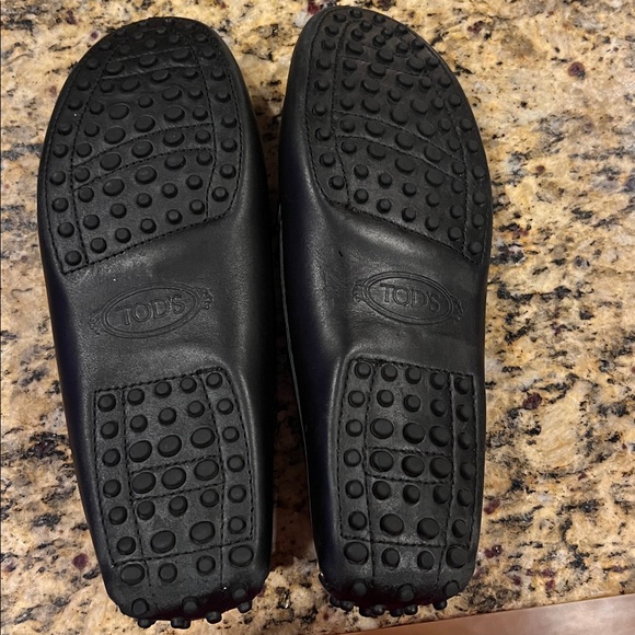 Tod's Black Leather Loafers - Picture 13 of 13